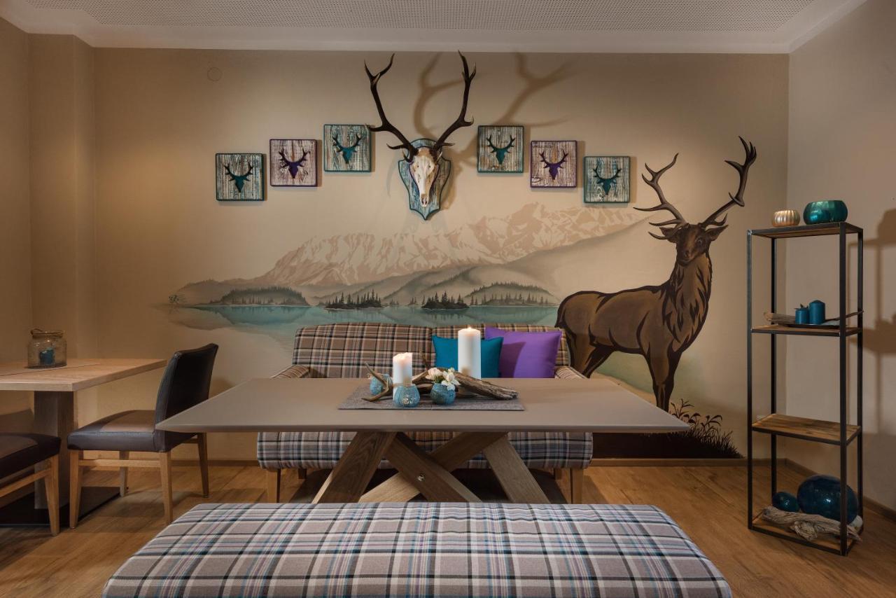 Bayern Resort Hotel - Adults Only - Mit Zugspitzblick - Eibsee-Naehe - Wellnessbereich - Naturpool Im Sommer Grainau Εξωτερικό φωτογραφία