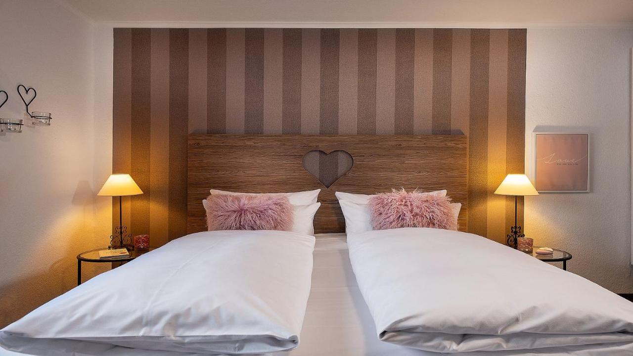 Bayern Resort Hotel - Adults Only - Mit Zugspitzblick - Eibsee-Naehe - Wellnessbereich - Naturpool Im Sommer Grainau Εξωτερικό φωτογραφία